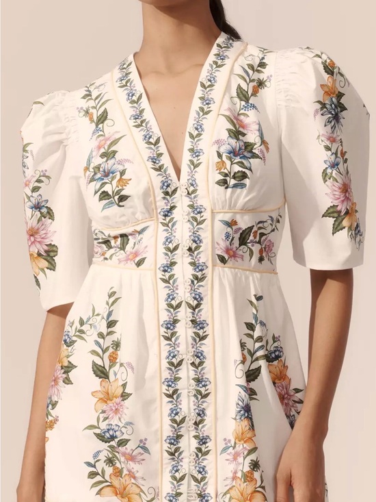 FARM Rio Dresses & Skirts - Sweet Bloom Dreamscape Cotton Shirtdress